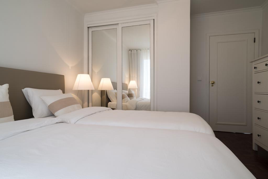 Arts In Penthouse Apartments Til Sol Фуншал Екстериор снимка