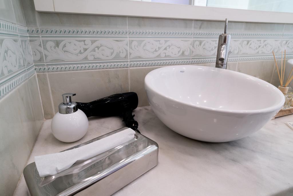Arts In Penthouse Apartments Til Sol Фуншал Екстериор снимка
