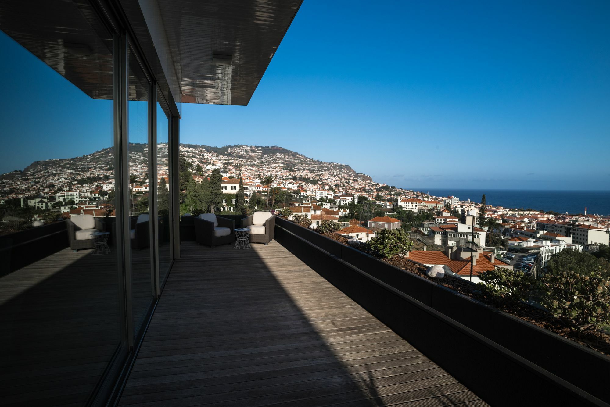 Arts In Penthouse Apartments Til Sol Фуншал Екстериор снимка